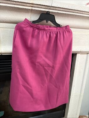 Vintage Evan-Picone Women’s Pink Straight Skirt, sz 10
